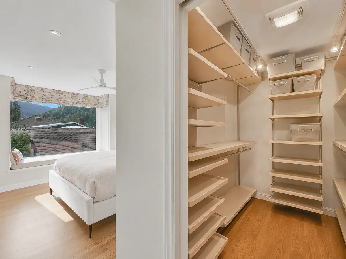 21 Elm Avenue, rental in Ross Valley, Kentfield